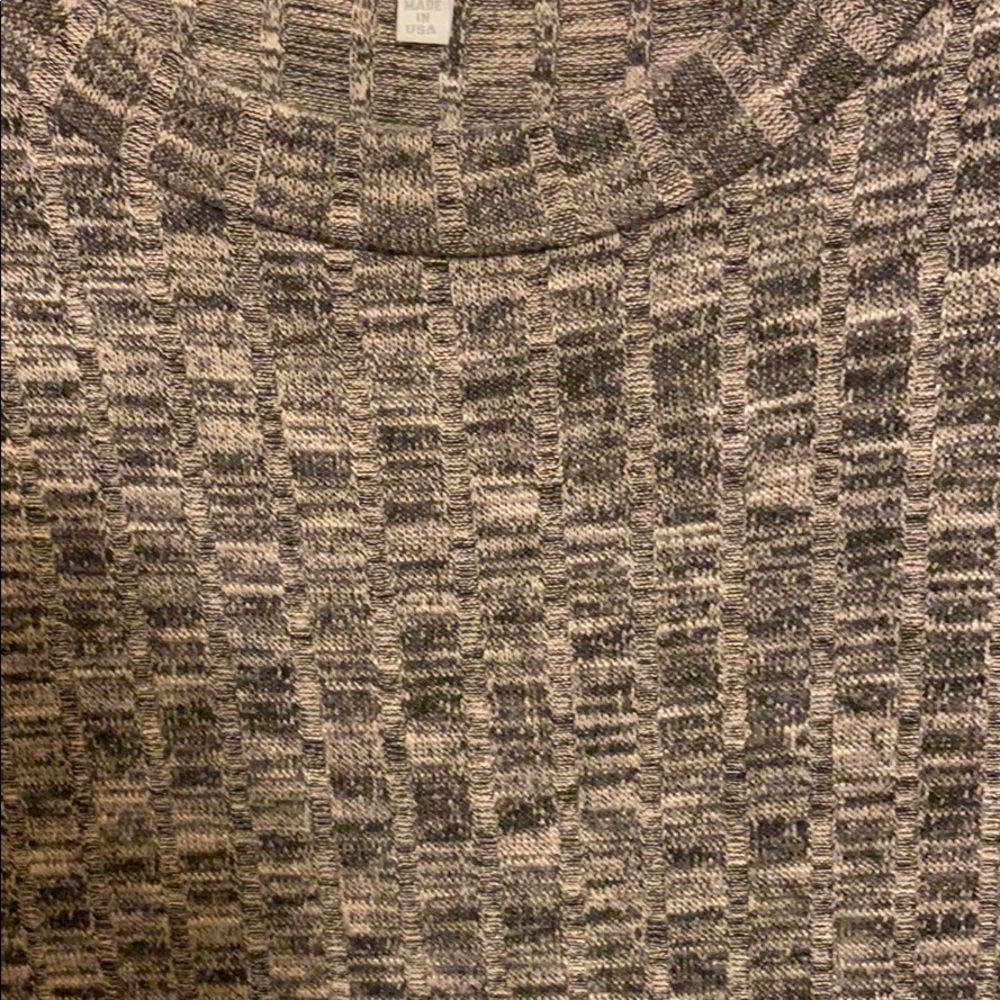 Tunic - Picture 2 of 3